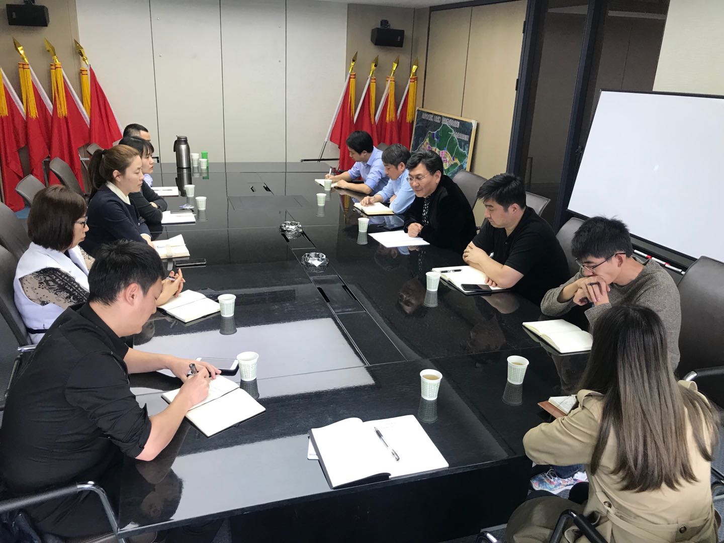 20190506投資公司貫徹落實(shí)重大風(fēng)險(xiǎn)防范工作（照片）.jpg