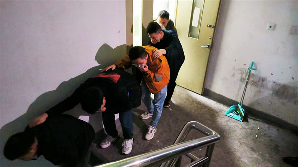 生態(tài)開展消防應(yīng)急疏散演練.jpg