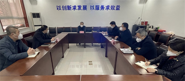 顧峰檢查監(jiān)測(cè)公司、生態(tài)公司疫情防控工作.jpg