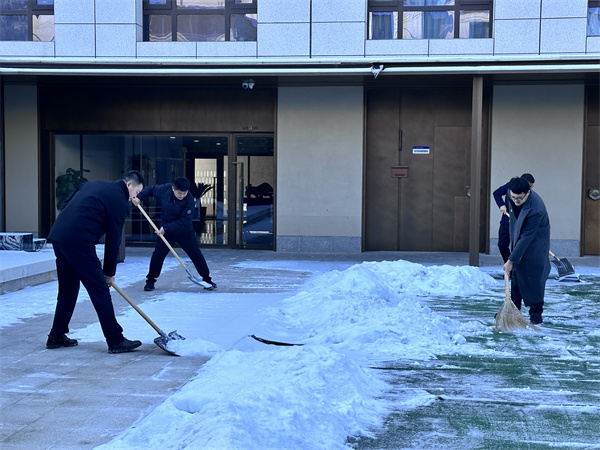 掃雪照片.jpg
